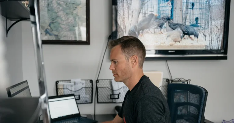 Featured image for What Do Remote Personal Trainers Do 10 Secrets Revealed 2025